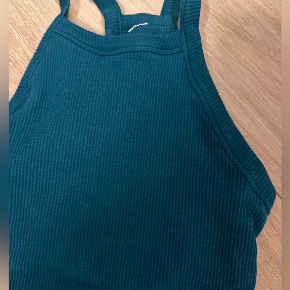 Fabletics workout top - Picture 2 of 4